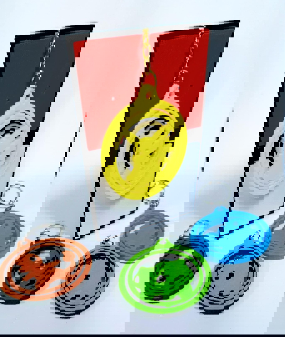 Model image POKEMON PAQUETE LLAVERO GIRATORIO Y ARETES