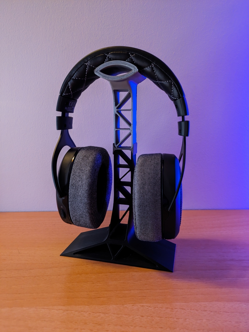 Image Headphone holder with industrial design